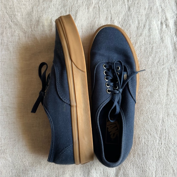 Vans Sneakers - Picture 2 of 6